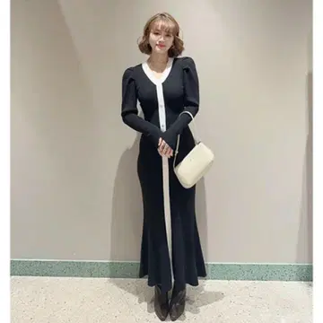 SNIDEL 프론트 버튼 니트 원피스