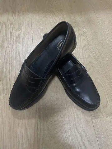블랙 가죽 로퍼 손바느질 디자인