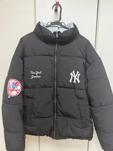 MLB 뉴욕 양키스 패딩 자켓 사이즈 L