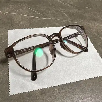 브라운 스퀘어 안경 zoff