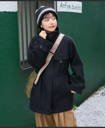 울리 하이넥 개더 코트