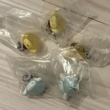 산리오 메지루시 액세서리 나리키리만 시나몬 폼폼푸딩