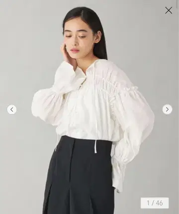 새상품급 에멜 리파인 개더 리본 캔디 슬리브 블라우스 화이트