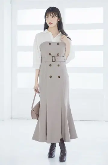 릴리안 캐럿 트렌치 도킹 원피스 그레이