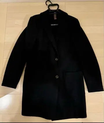 eleventy 블랙 체스터 코트