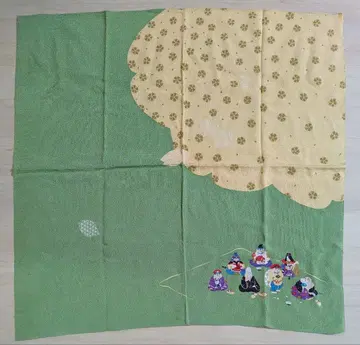 벚꽃과 칠복신 디자인 보자기 약 65cm x 약 65cm 그린