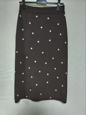 새상품 택 포함 LAURA ASHLEY 도트 무늬 스커트 M