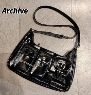 archive y2k 00s gimmick shoulderbag