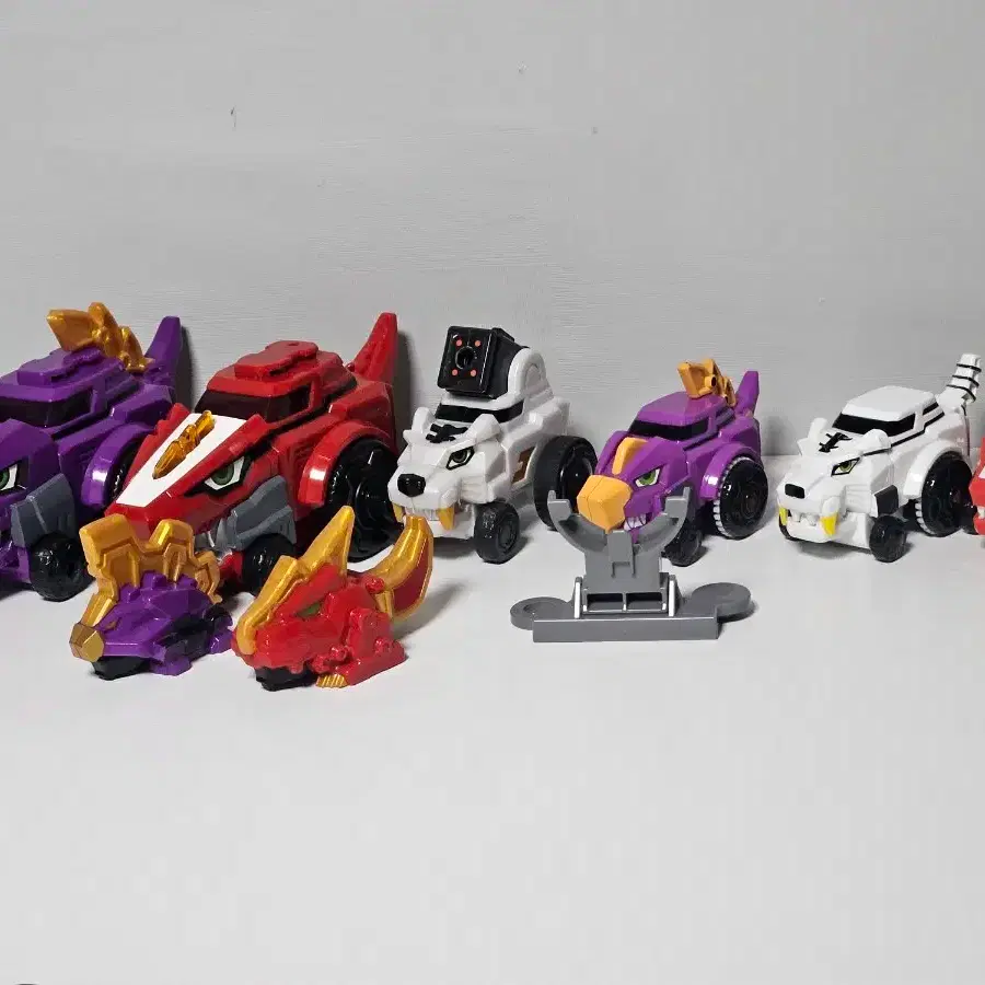 다이노코어 어택커+코인거치대 on Bunjang Global Site.