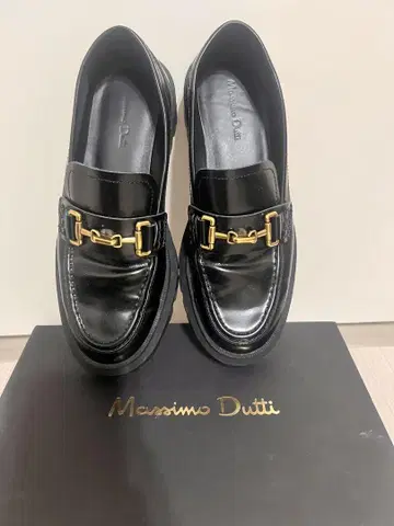 Massimo Dutti 블랙 로퍼