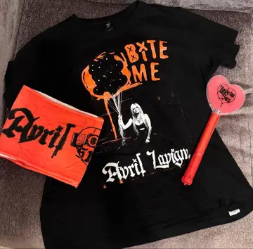 Avril Lavigne 티셔츠 XL 부속물 있음 티셔츠 타월 라이트