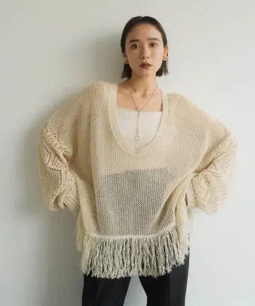 Knuth marf Uneck fringe mesh knit beige
