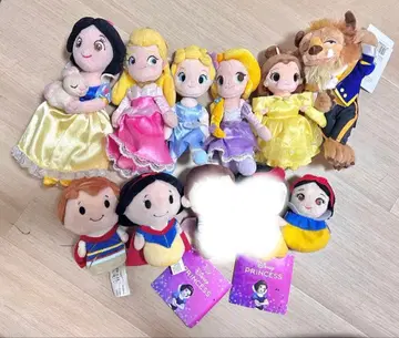 디즈니 스토어의 봉제 인형