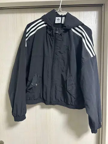 adidas 트랙 자켓 XS 사이즈