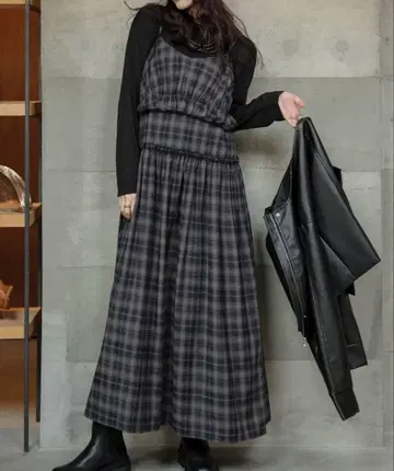 AMELY 프릴 개더 체크 무늬 원피스