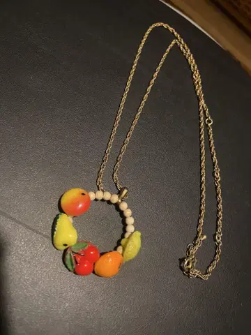 후르츠 목걸이 빈티지?