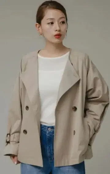 어반 리서치 써니 라벨 발수 노카라 숏 트렌치코트