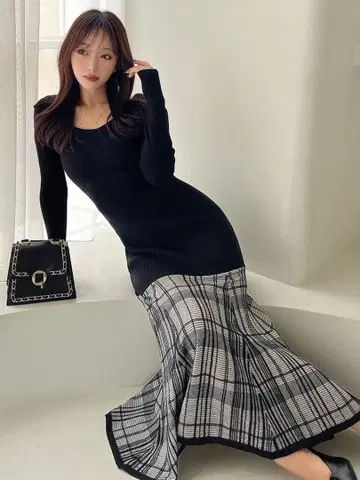 블랙 체크 롱 니트 원피스