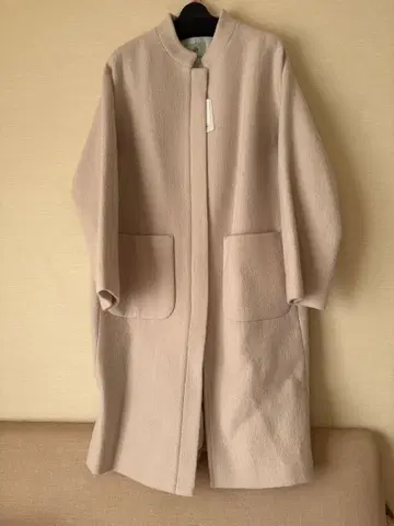 나노 유니버스 시프 기모 스탠드 돌먼 코트 아이보리 38 미사용