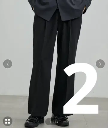 [ united TOKYO ] 새상품급 세미 플레어 팬츠 / 블랙 / 2