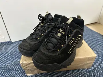 FILA 블랙 통굽 스니커즈