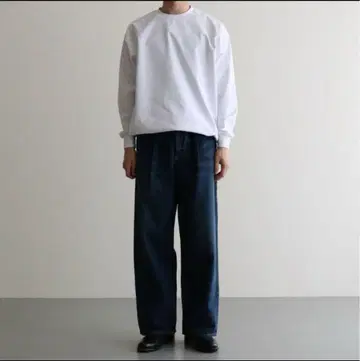 Graphpaper 셀비지 데님 투턱 팬츠