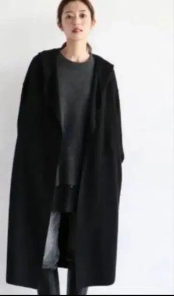 스캇 계열 YORT 새상품 니트 후드 코트