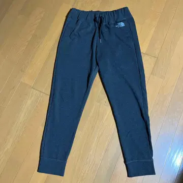 새상품급 THE NORTH FACE 스웨트 팬츠 짙은 그레이 M 사이즈