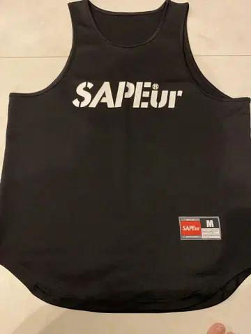 SAPEur 블랙 탱크탑 M