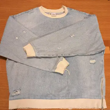 ZARA 데님 맨투맨 데미지풍 디자인 M 사이즈