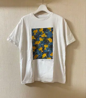 Spick and Span 아트 프린트T 플라워 T셔츠