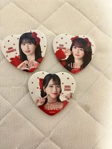 이코라부 캔뱃지 묶음 판매