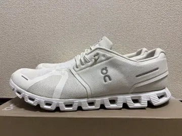 새상품급 On 화이트 스니커즈 US M14 (49)