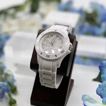 아이스워치 가동품 화이트 다이버즈 실리콘 밴드 손목시계(쿼츠)