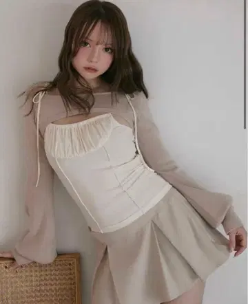 andmary Sophia layered tops
