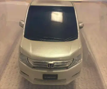 혼다 컬러 샘플 스텝 웨건 RK 프리미엄 히다마리 아이보리 펄