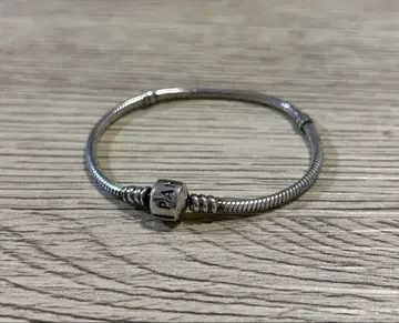 Pandora 실버 팔찌