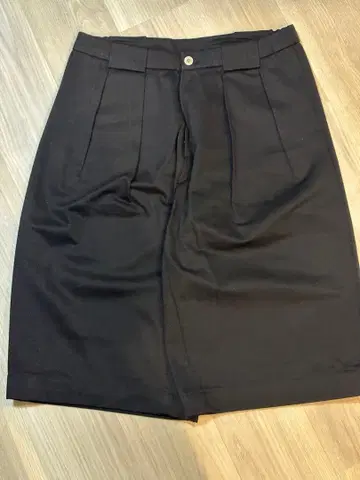 side. 블랙 숏팬츠 L 사이즈