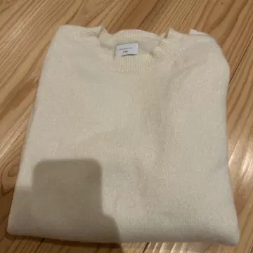 UNDECORATED 아이보리 캐시미어 스웨터