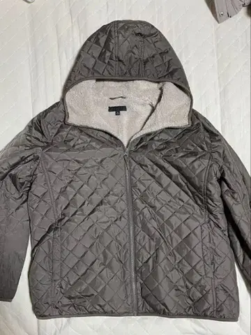 유니클로 브라운 퀼팅 자켓 3XL 배송비 포함