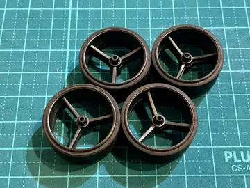 미니 사륜구동 페라 타이어 약 26.1mm 로우 프릭션