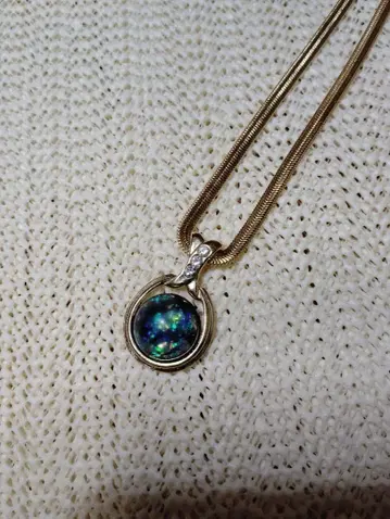오팔 펜던트 목걸이