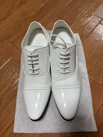 브라이덜 화이트 에나멜 신발 26cm