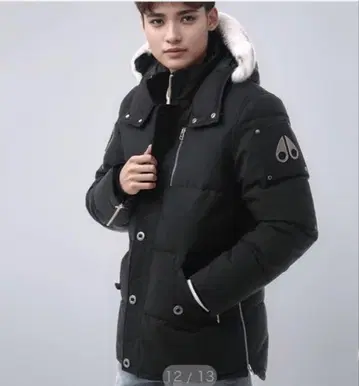 Moose Knuckles 블랙 다운 자켓