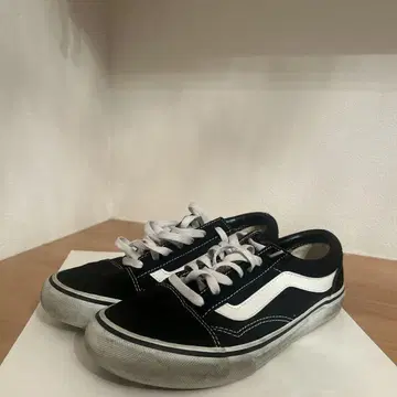 Vans 블랙/화이트 스니커즈