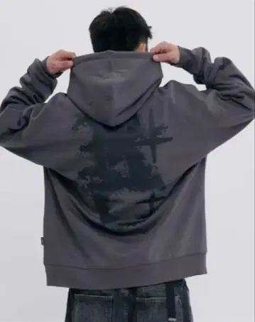 ROMANTIC CROWN/로맨틱 크라운 로고 지퍼 후드티