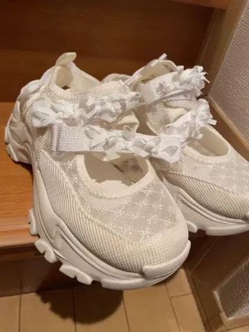 오늘 가격 인하 merryjenny ribbon 시어 벨크로 스니커즈