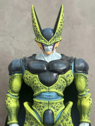 드래곤볼 셀 액션 피규어