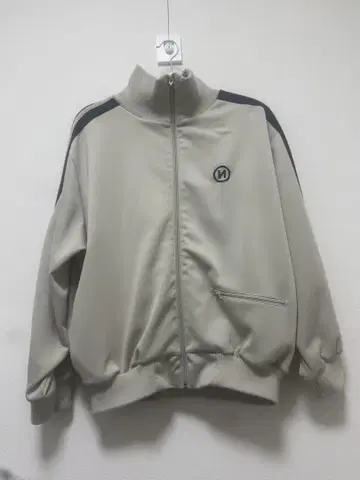 9090 트랙 자켓 L 사이즈 N 로고