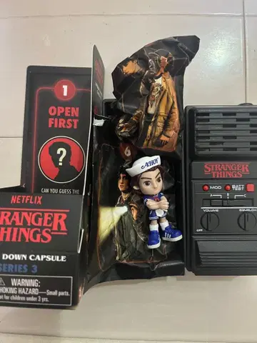 YuMe STRANGER THINGS 시리즈 3 스티브
